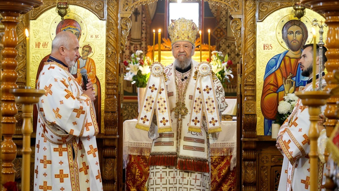 Hramul Bisericii „Sfântul Ioan Botezătorul” şi „Sfântul Dimitrie” din Sibiu 378585