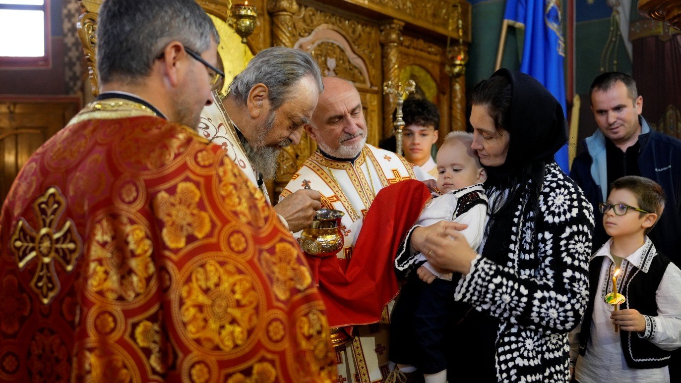 Hramul Bisericii „Sfântul Ioan Botezătorul” şi „Sfântul Dimitrie” din Sibiu 378589