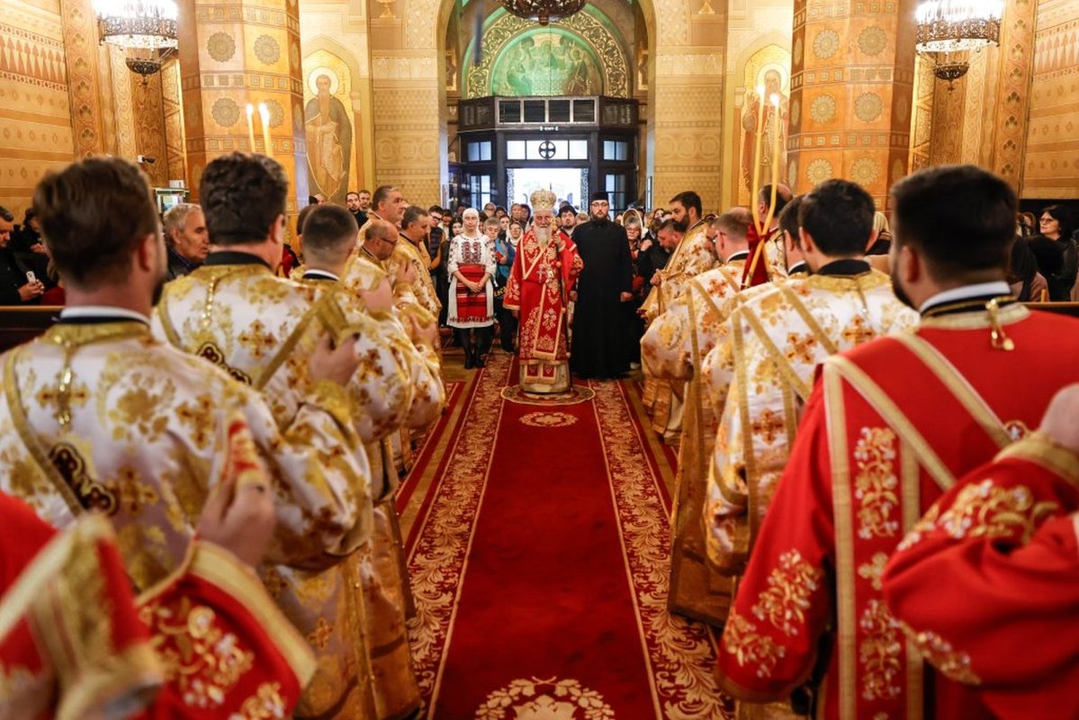 Hramul Catedralei Mitropolitane şi al oraşului Craiova 378677
