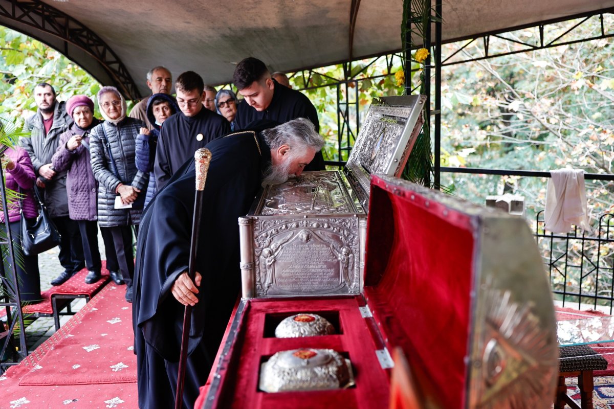 Hramul Catedralei Mitropolitane şi al oraşului Craiova 378678