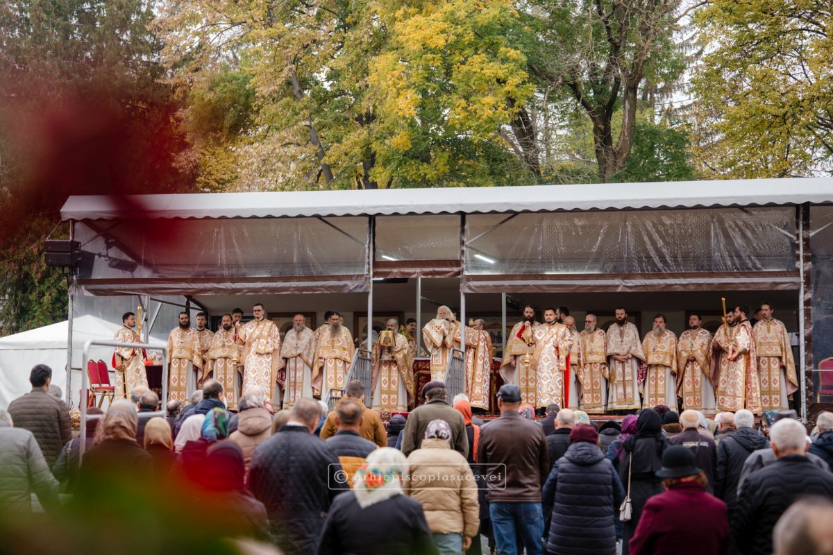 Hirotonii la Catedrala Arhiepiscopală din Suceava 378892