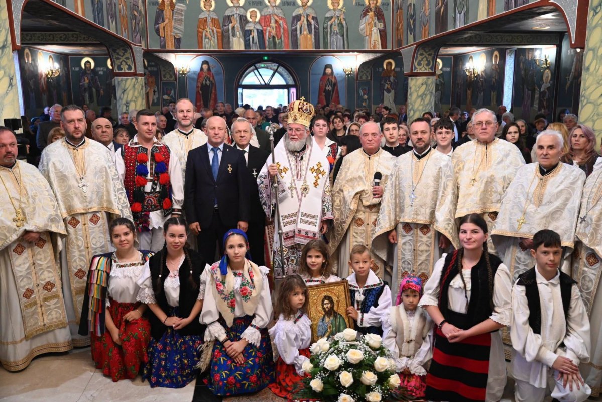 Liturghie arhierească la Baia Mare 378882