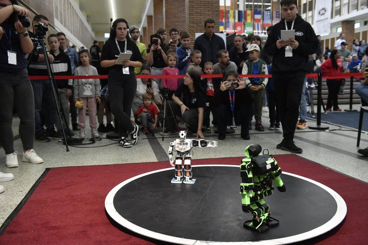 Robofest la Politehnica Bucureşti  378999