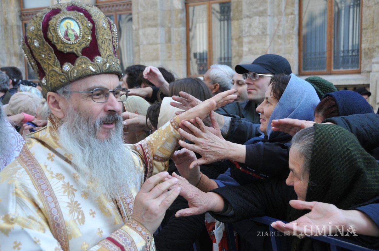 Catedrala patriarhală - „casă a prezenţei şi lucrării Preasfintei Treimi” 331732