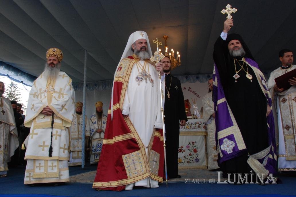 Arhiepiscopia Romanului şi Bacăului 320399