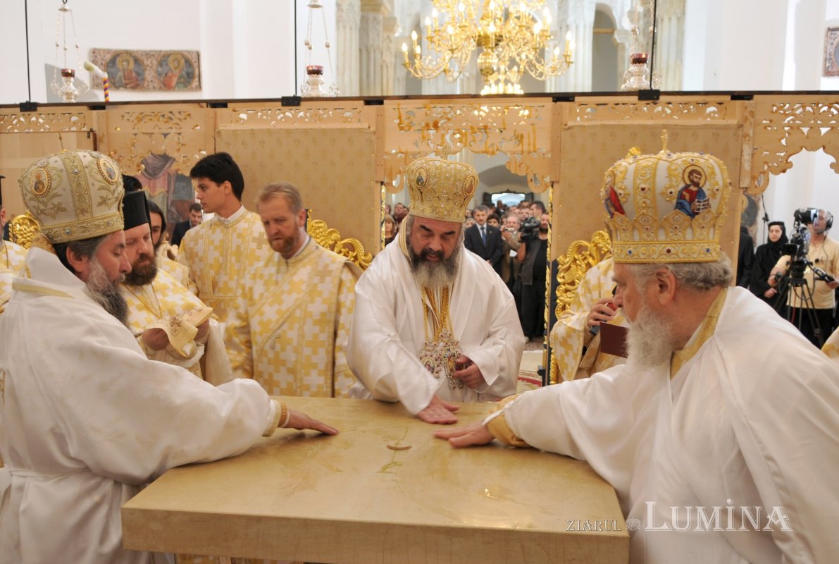 Prima Liturghie după 60 de ani în biserica Palatului Cotroceni 314302
