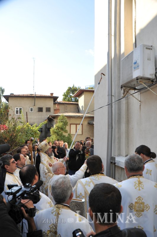 „Biserica este un laborator al învierii” 371072