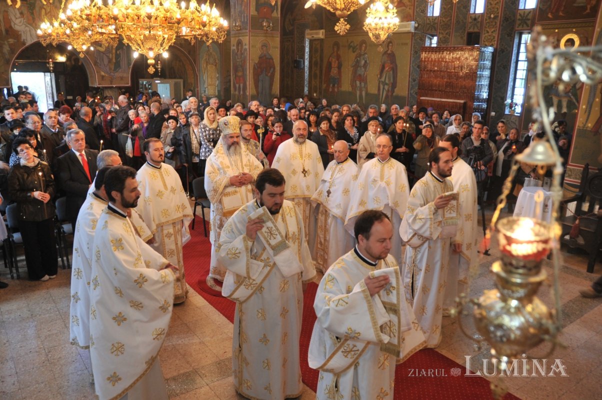 „Biserica este un laborator al învierii” 371080