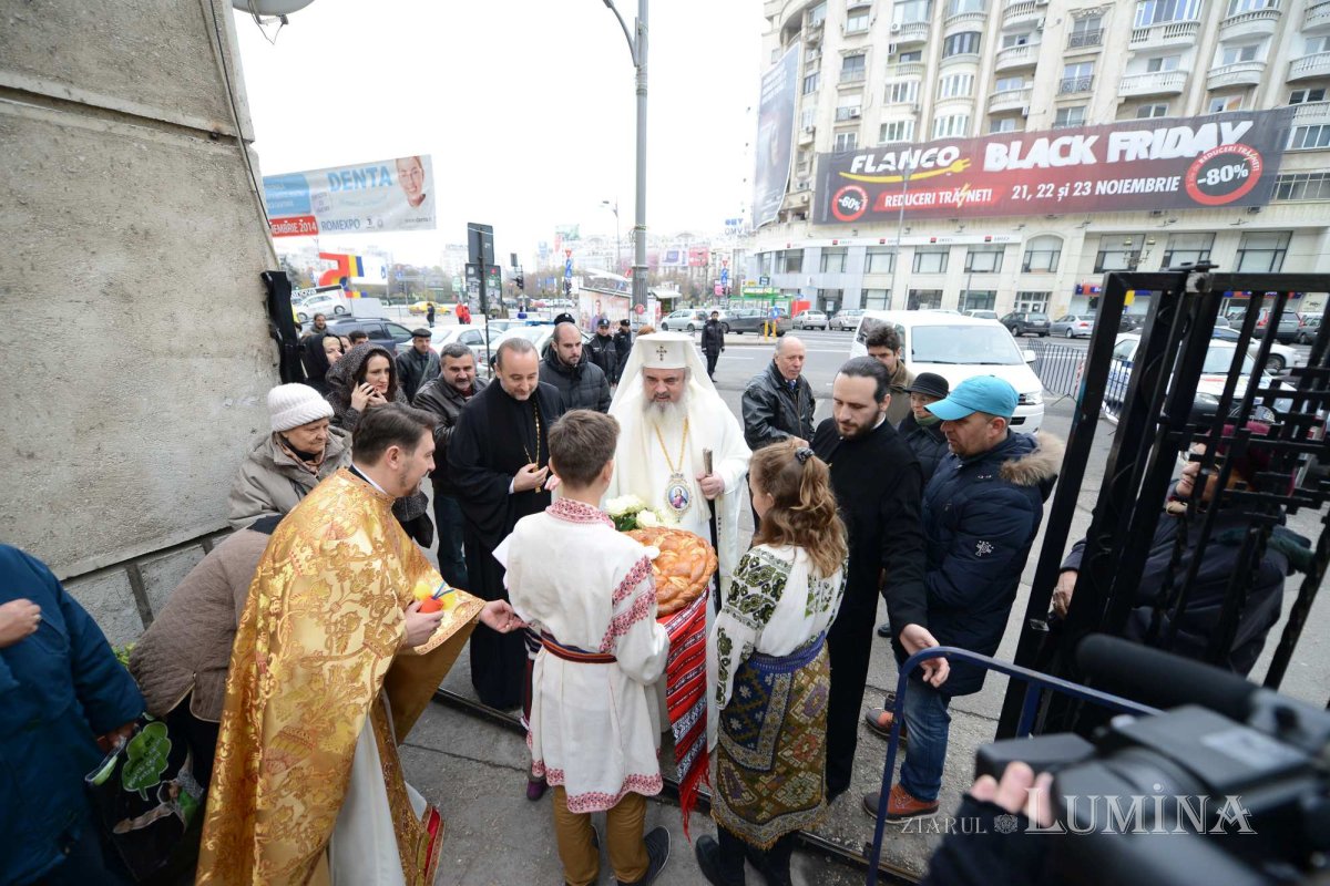 Sfinţirea unei biserici-martir din Capitală 306999