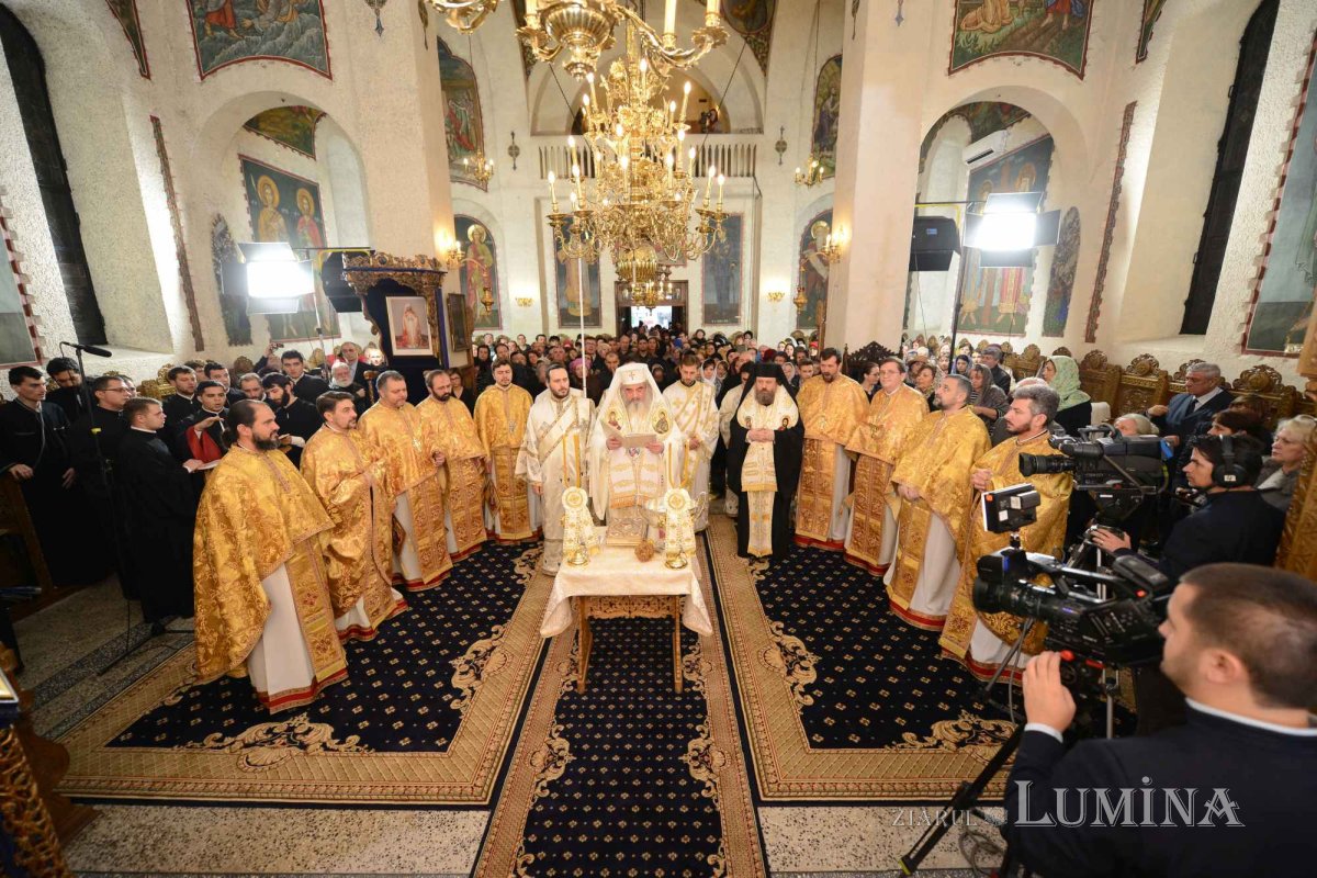 Sfinţirea unei biserici-martir din Capitală 307001