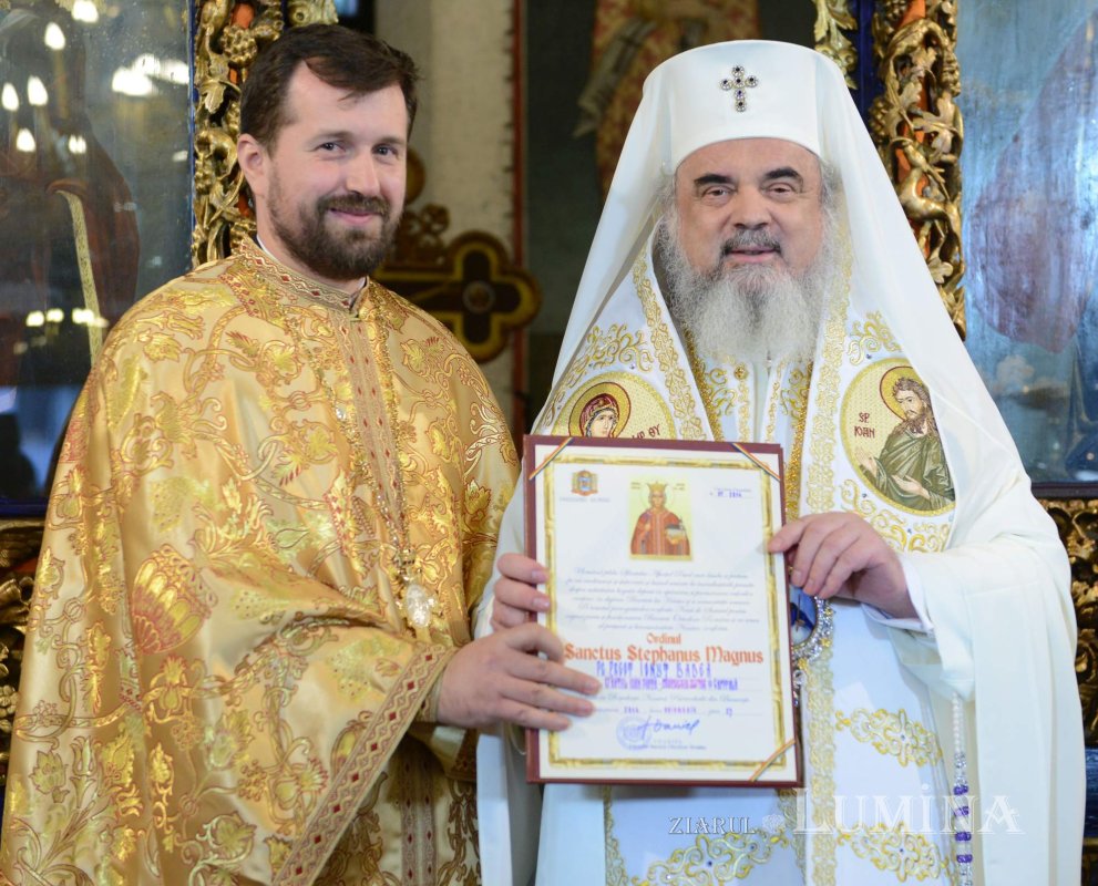 Sfinţirea unei biserici-martir din Capitală 307012