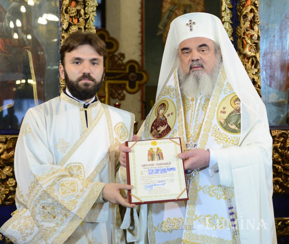 Sfinţirea unei biserici-martir din Capitală 307013