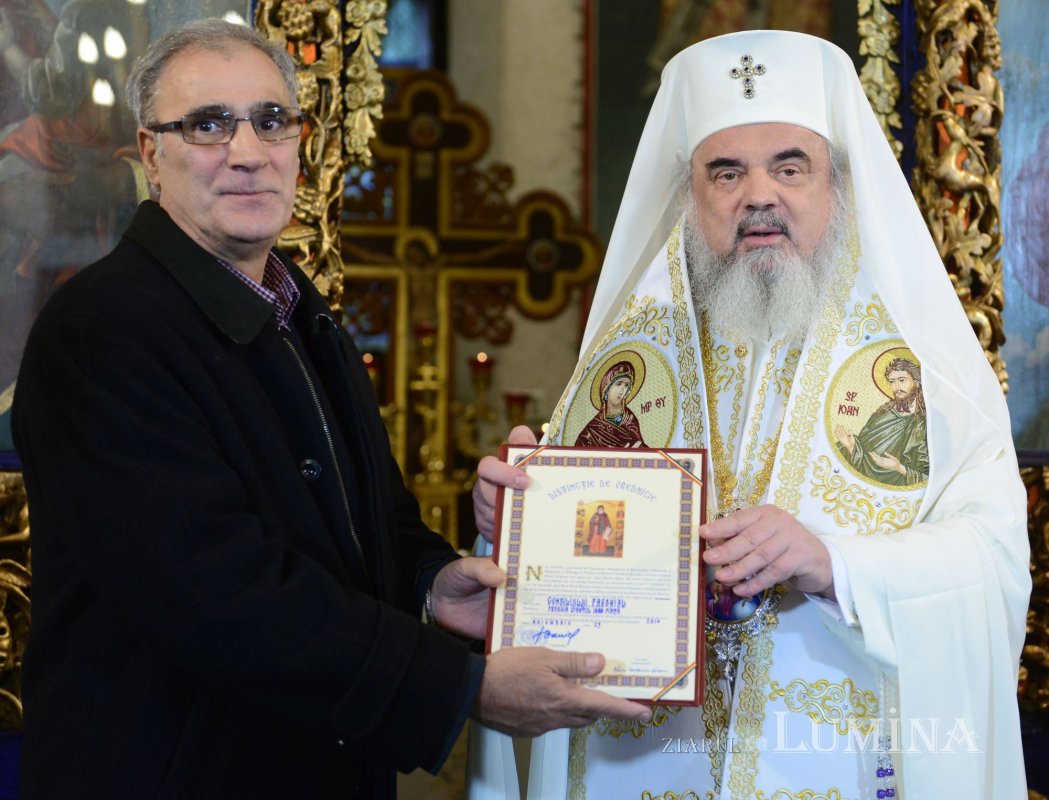 Sfinţirea unei biserici-martir din Capitală 307017