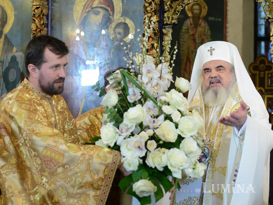 Sfinţirea unei biserici-martir din Capitală 307025