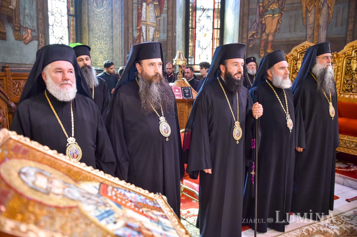 Patriarhul României a sărbătorit 9 ani de la întronizare 51933