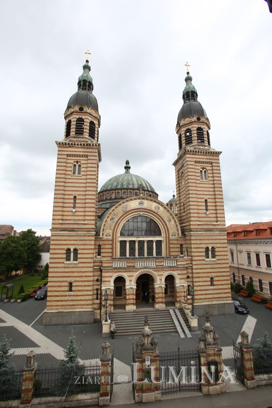 Catedrala „Sfânta Treime” din Sibiu, simbol al unității românești 39455