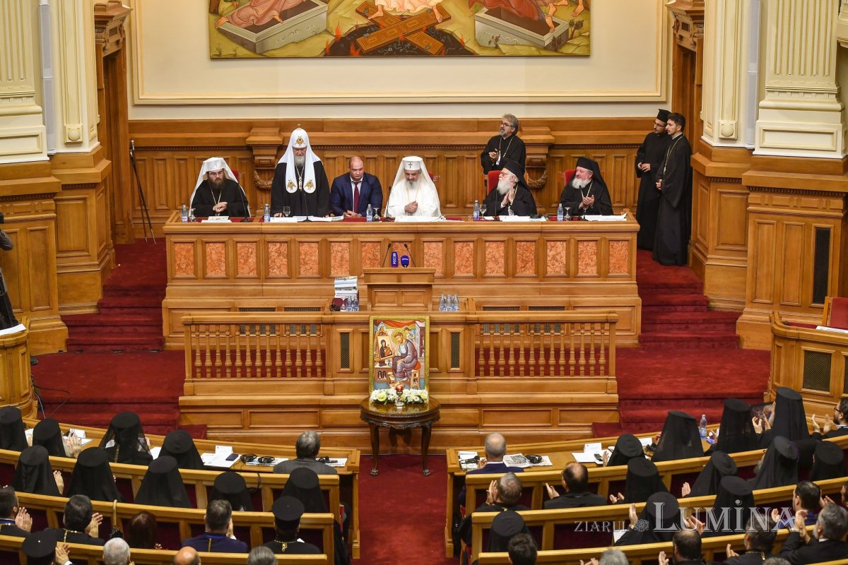 Ședința solemnă a Sfântului Sinod dedicată mărturisirii credinței în timpul regimului comunist 314582