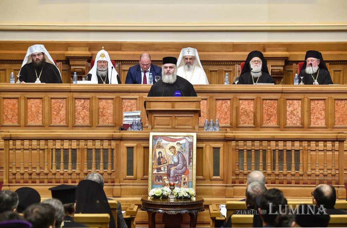 Ședința solemnă a Sfântului Sinod dedicată mărturisirii credinței în timpul regimului comunist 314598
