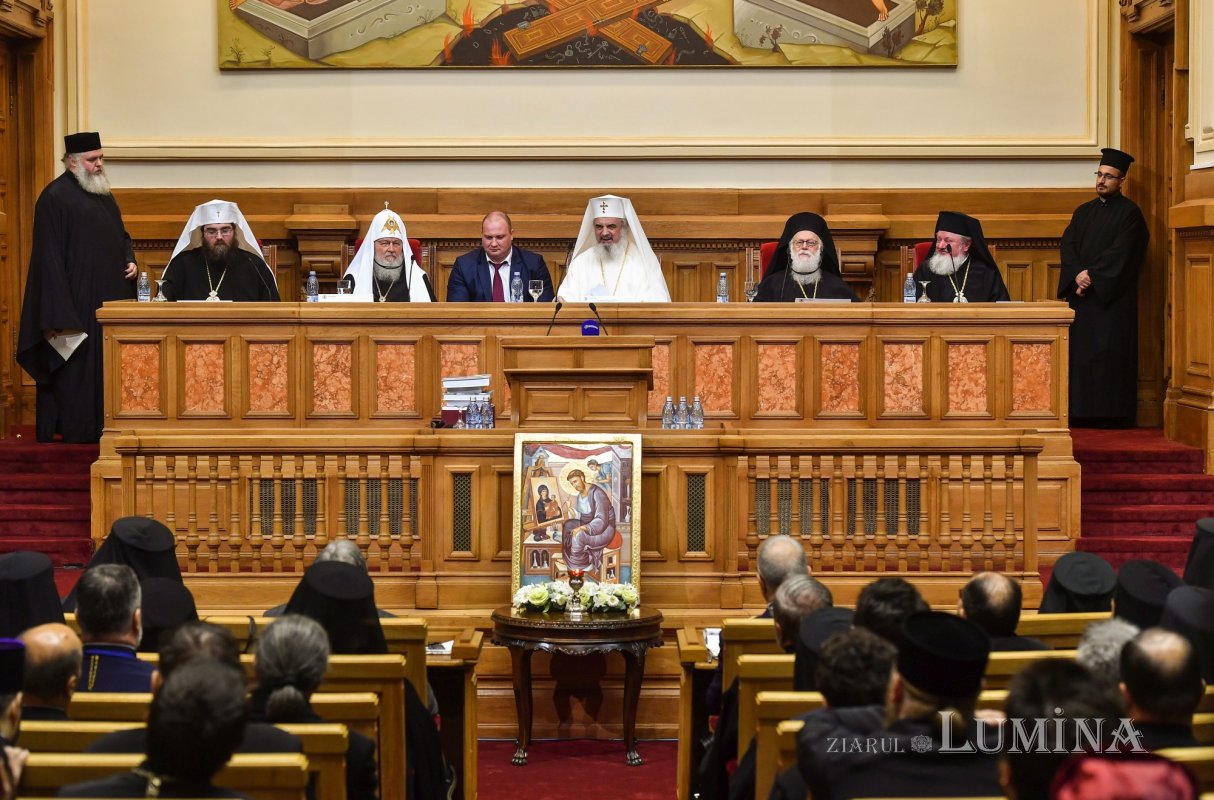 Ședința solemnă a Sfântului Sinod dedicată mărturisirii credinței în timpul regimului comunist 314605