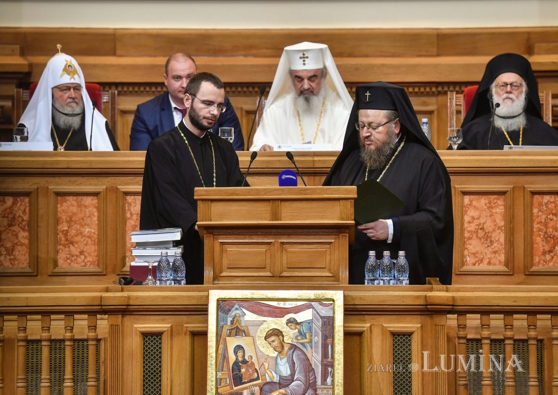 Ședința solemnă a Sfântului Sinod dedicată mărturisirii credinței în timpul regimului comunist 314606