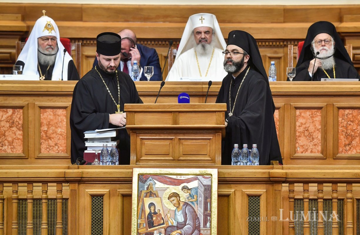 Ședința solemnă a Sfântului Sinod dedicată mărturisirii credinței în timpul regimului comunist 314610