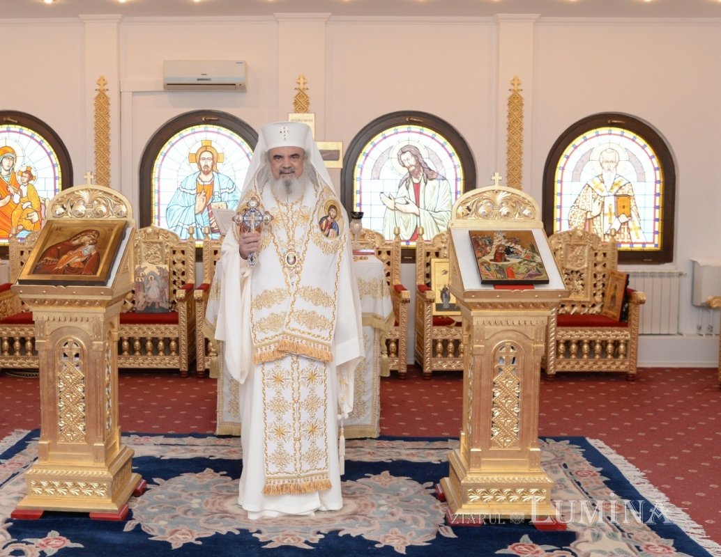 În familia credincioasă se pregătește mântuirea omului 329128