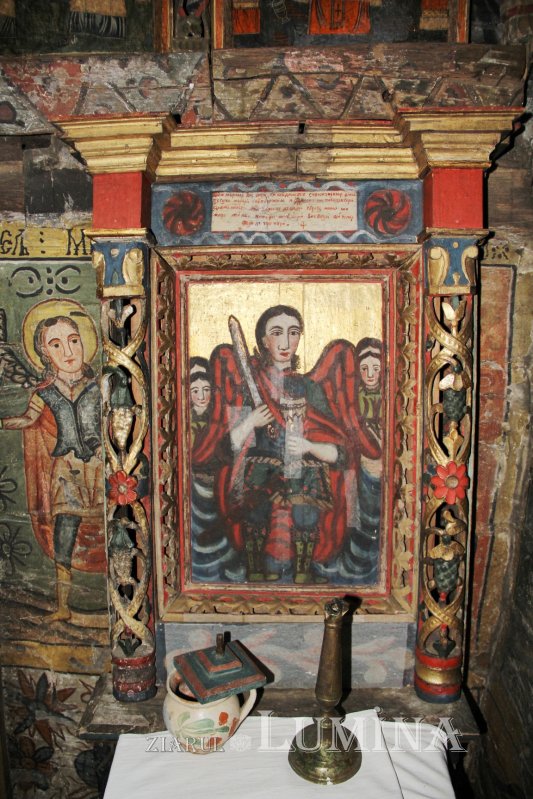 Biserica din Rogoz, coloana infinitului pe plaiuri maramureşene 25398