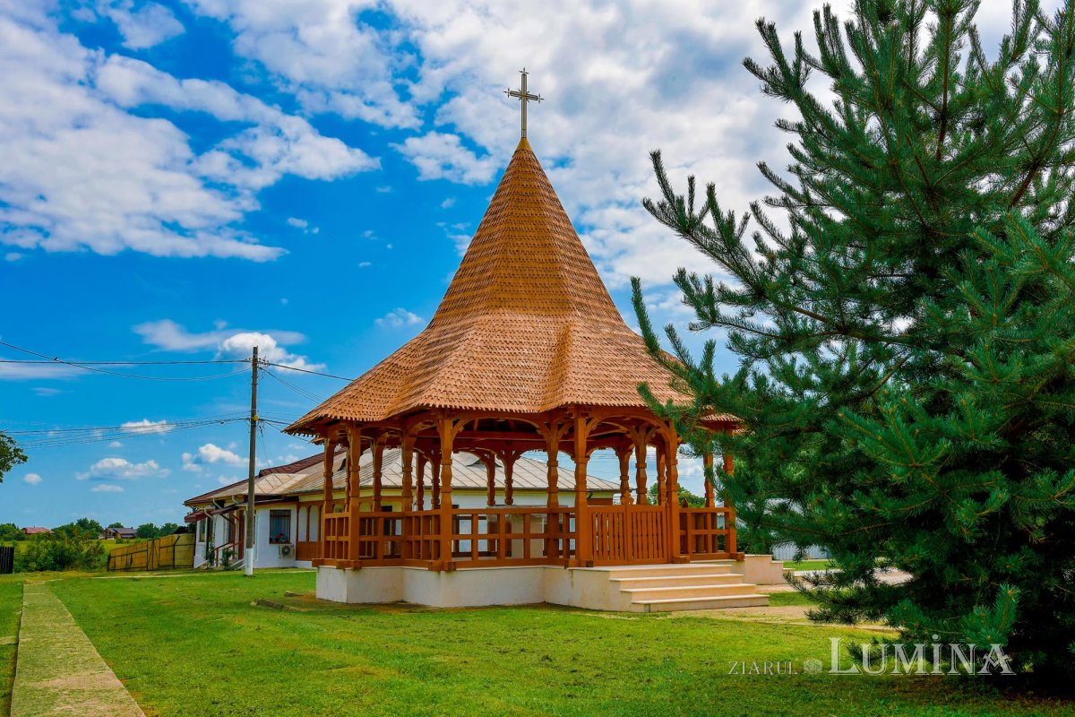 Minuni lucrate de Maica Domnului la Mănăstirea Țigănești 12655