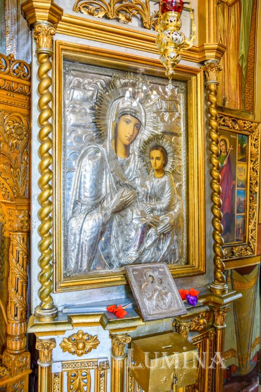 Minuni lucrate de Maica Domnului la Mănăstirea Țigănești 12664