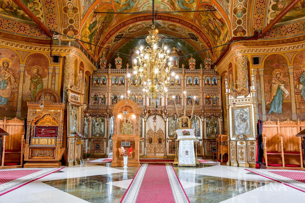 Minuni lucrate de Maica Domnului la Mănăstirea Țigănești 12669