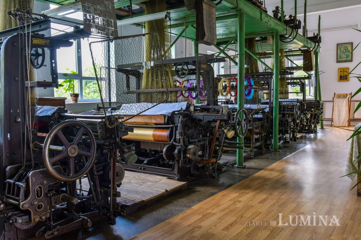 Minuni lucrate de Maica Domnului la Mănăstirea Țigănești 12673