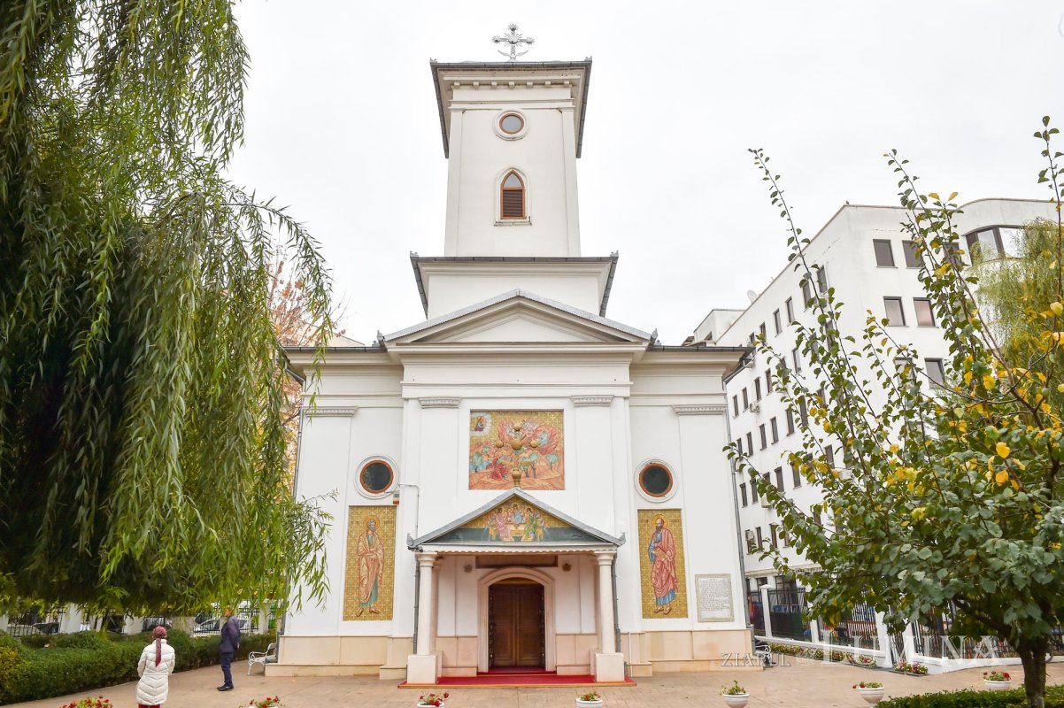 „Dumnezeu lucrează minunat prin îngerii Săi” 6638