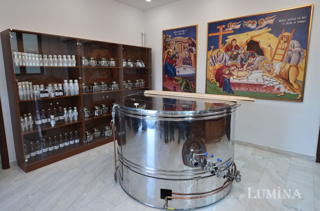 A început pregătirea Sfântului și Marelui Mir 111970