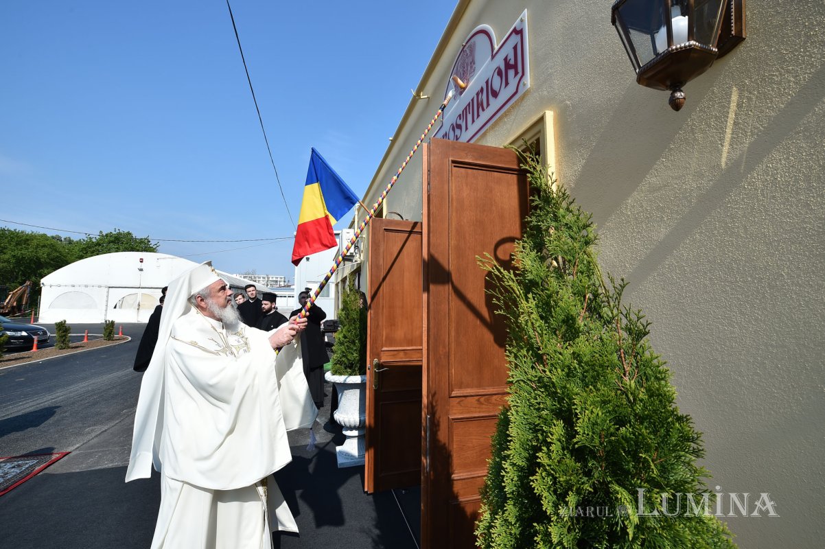 A început pregătirea Sfântului și Marelui Mir 111973