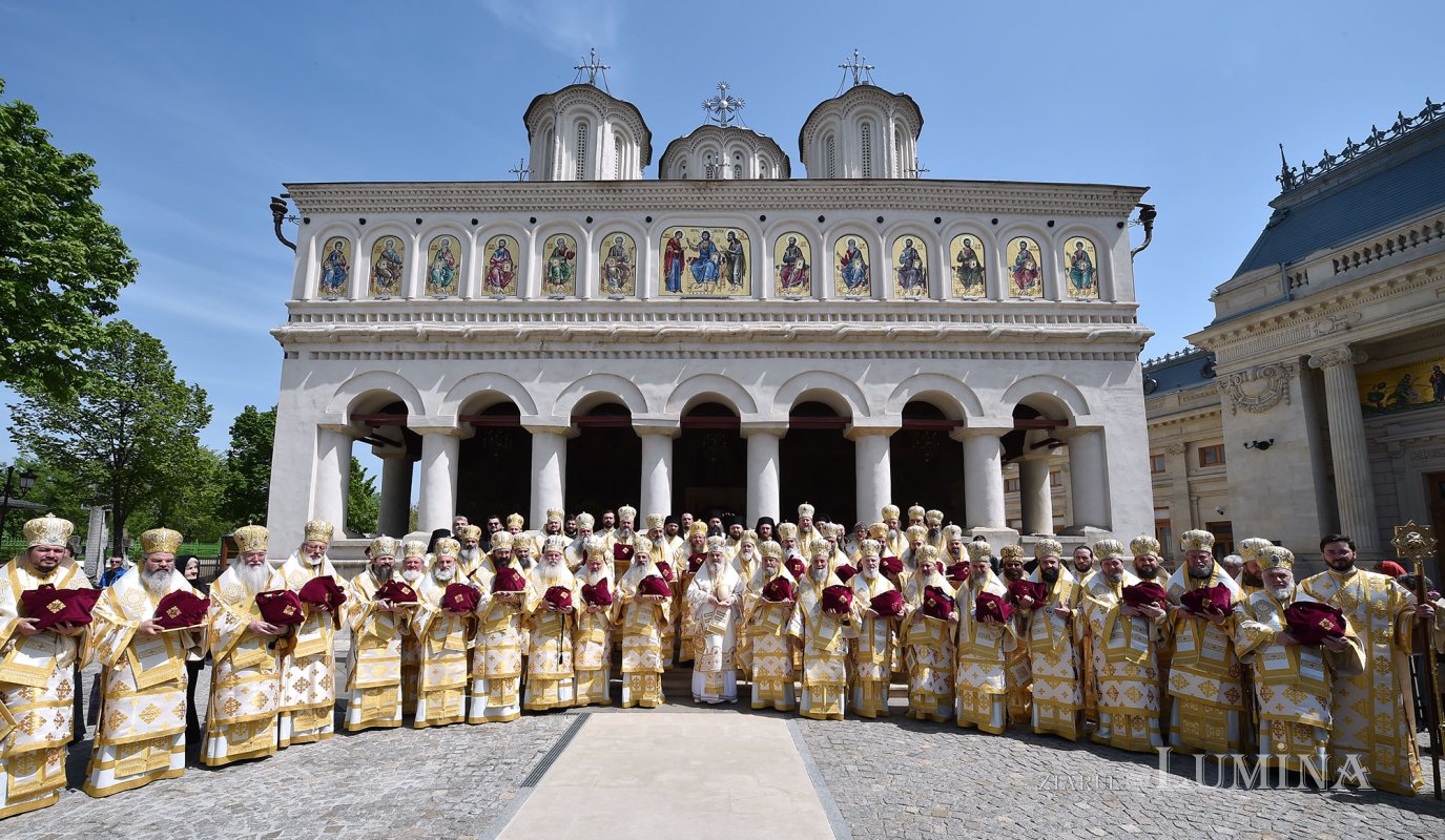 În Catedrala Patriarhală a fost sfințit Sfântul și Marele Mir 111728