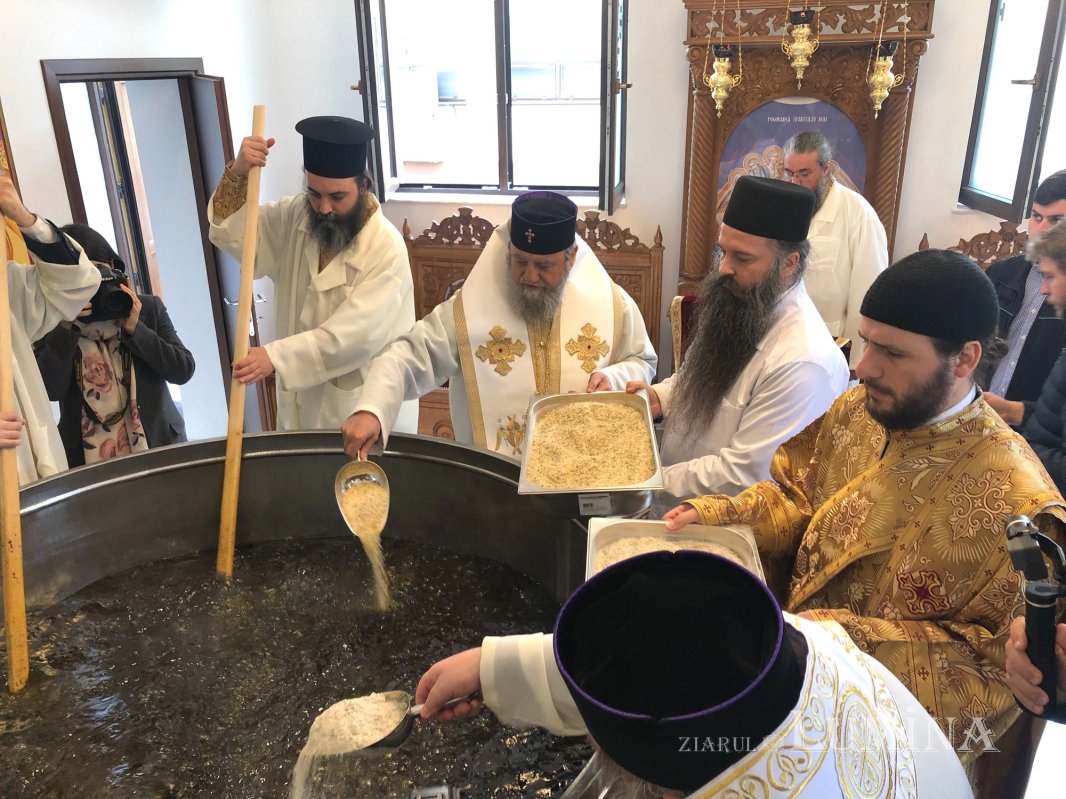 Sfântul şi Marele Mir - înţelesul și folosul lui 111742