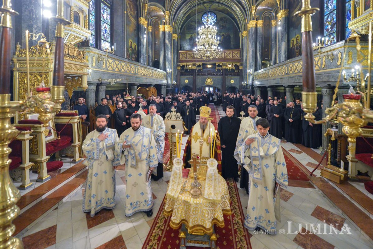 Conferință a clericilor prahoveni în Capitală  116067