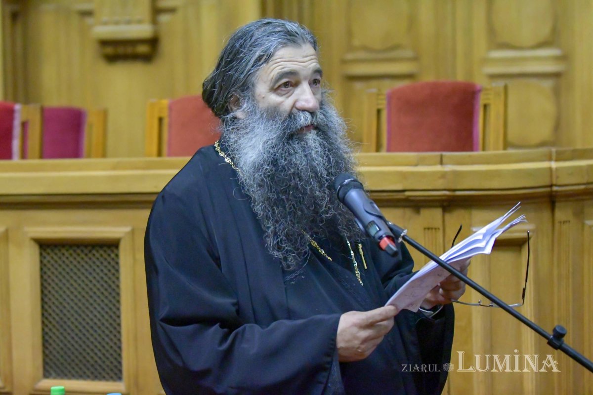 Conferință a clericilor prahoveni în Capitală  116085