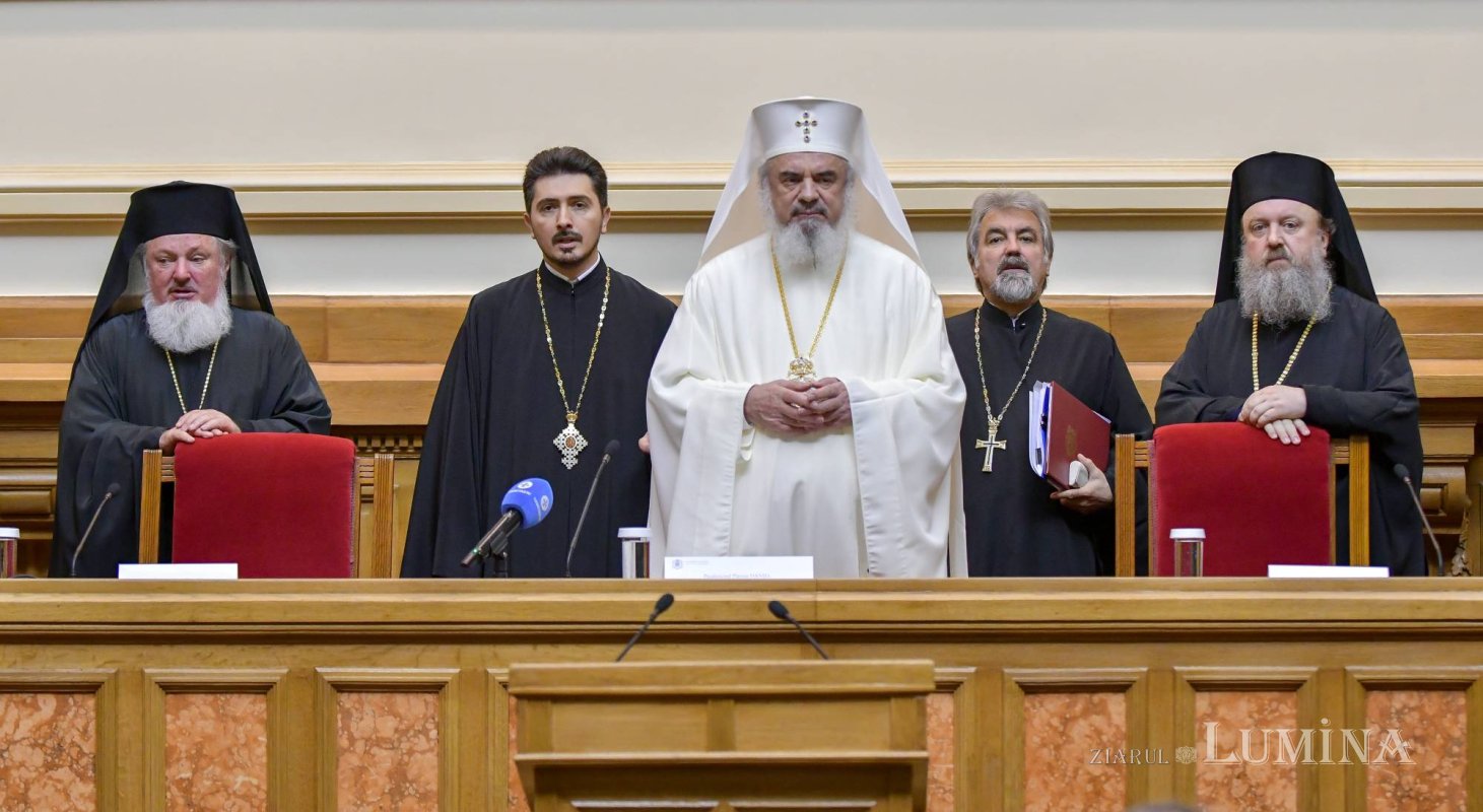 Conferință a clericilor prahoveni în Capitală  116093