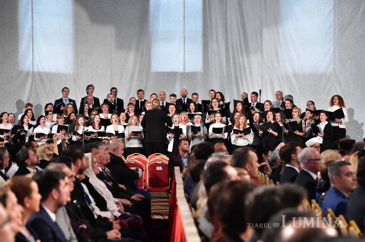 Papa Francisc a vizitat Catedrala Mântuirii Neamului 117573