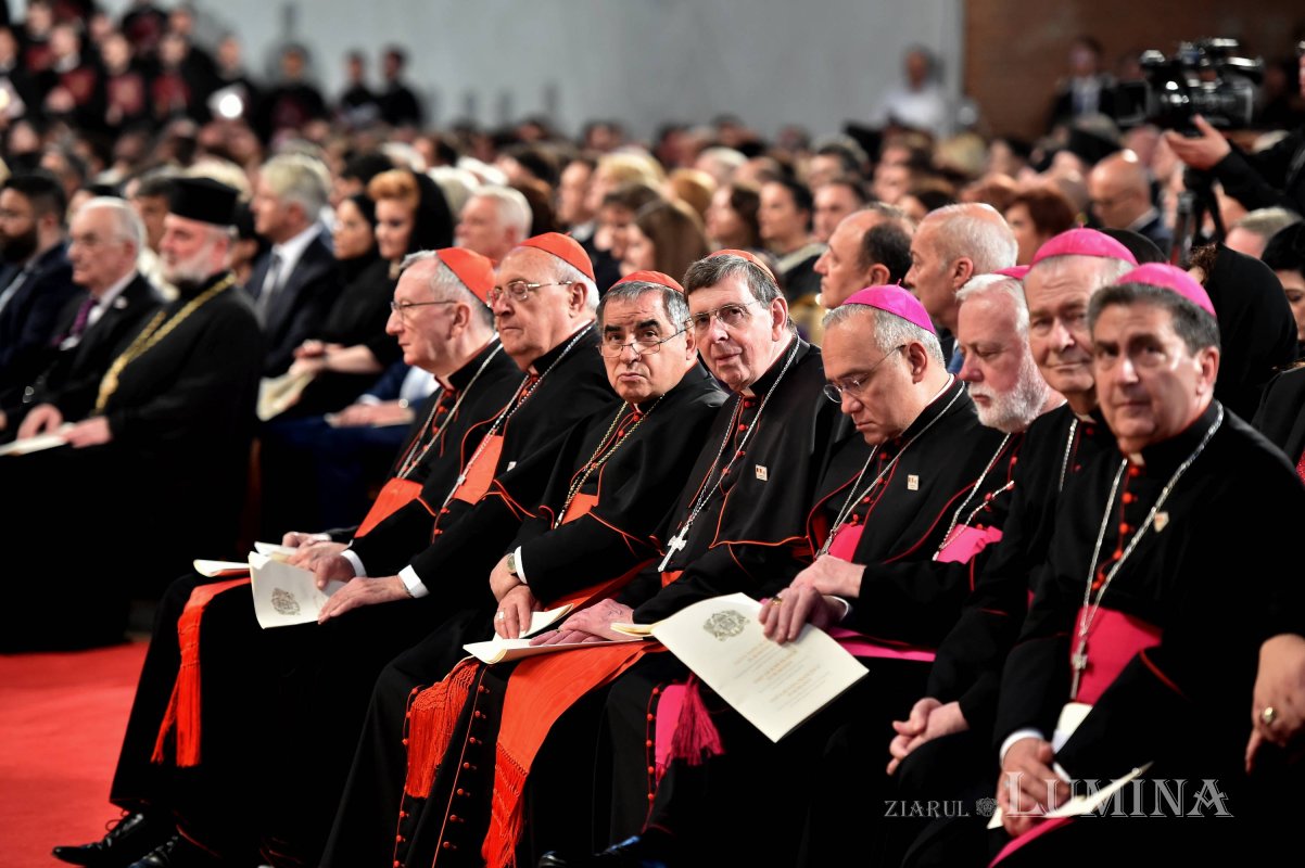 Papa Francisc a vizitat Catedrala Mântuirii Neamului 117574