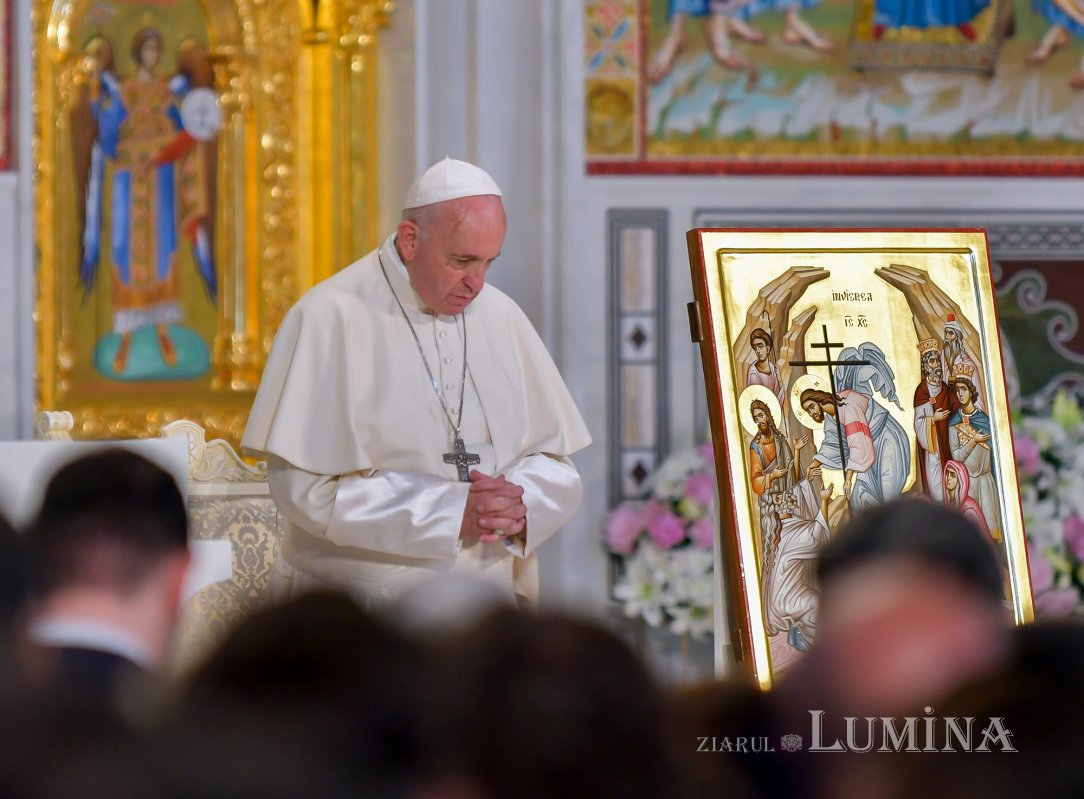 Papa Francisc a vizitat Catedrala Mântuirii Neamului 117584