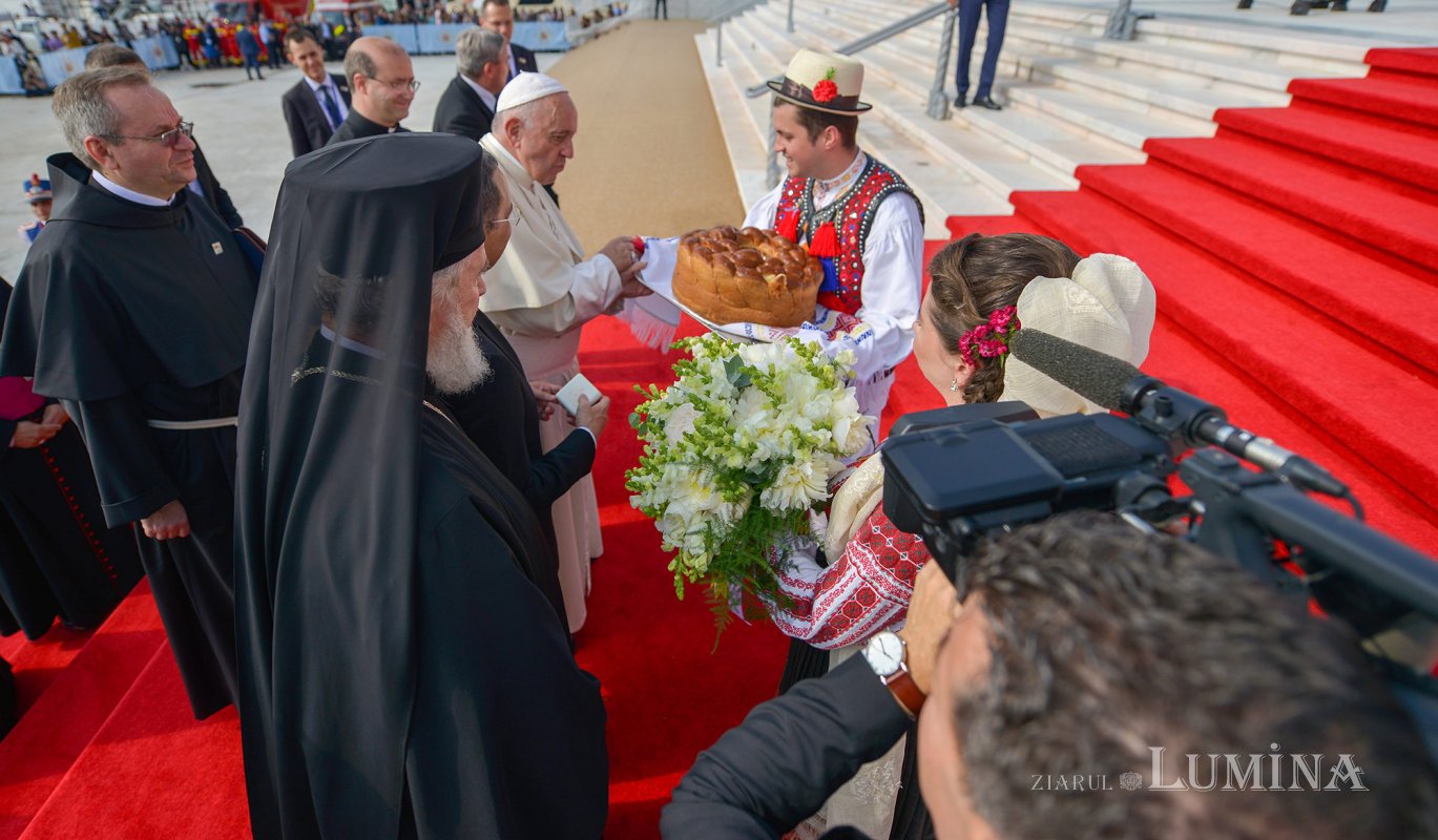Papa Francisc a vizitat Catedrala Mântuirii Neamului 117595