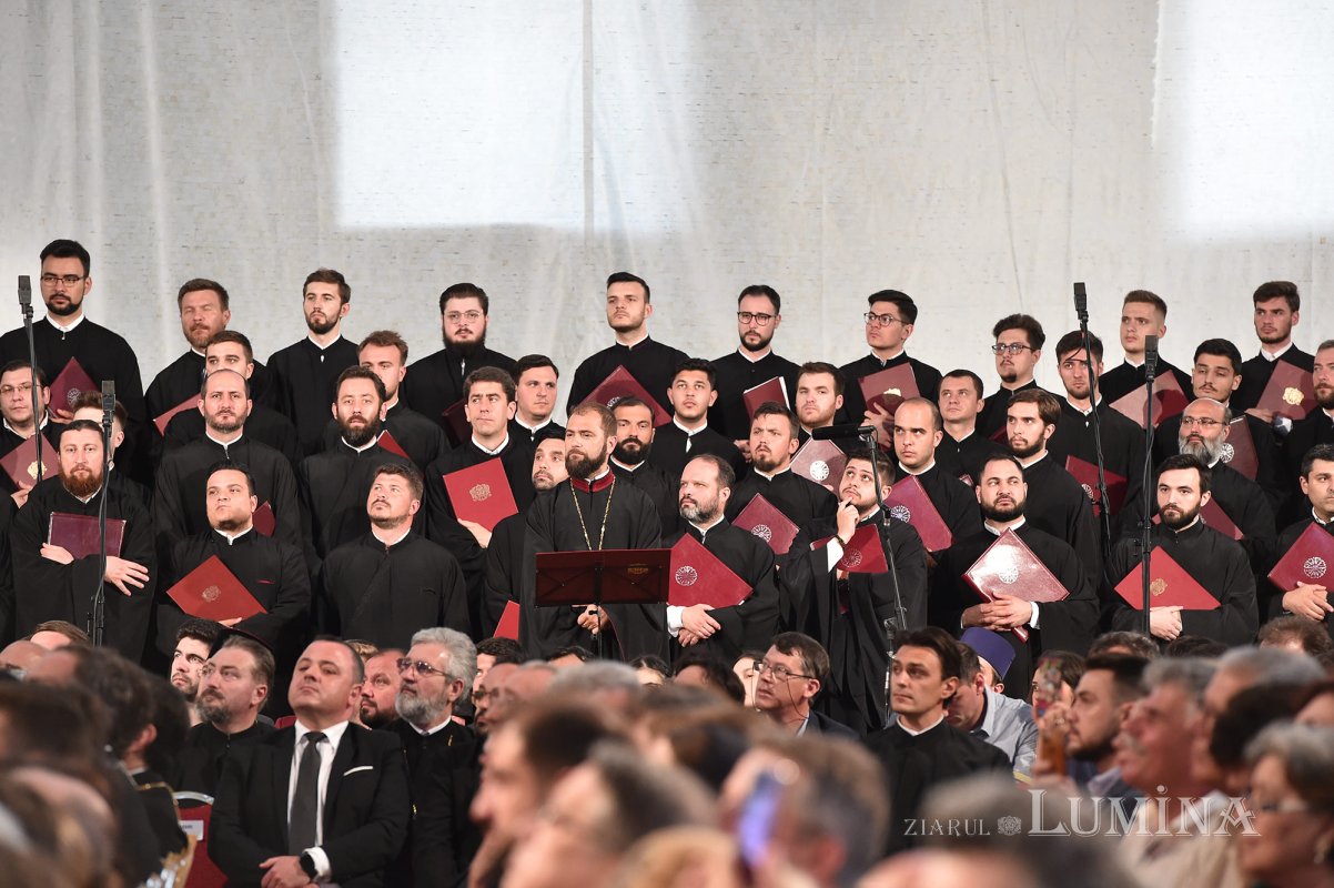 Papa Francisc a vizitat Catedrala Mântuirii Neamului 117602