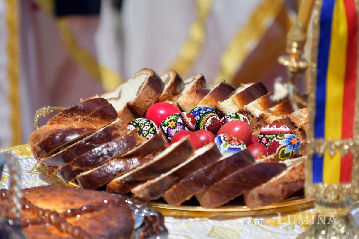 Praznic luminos la Paraclisul Catedralei Naționale 118006