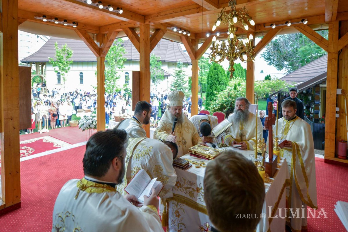 Praznic luminos la Paraclisul Catedralei Naționale 118017