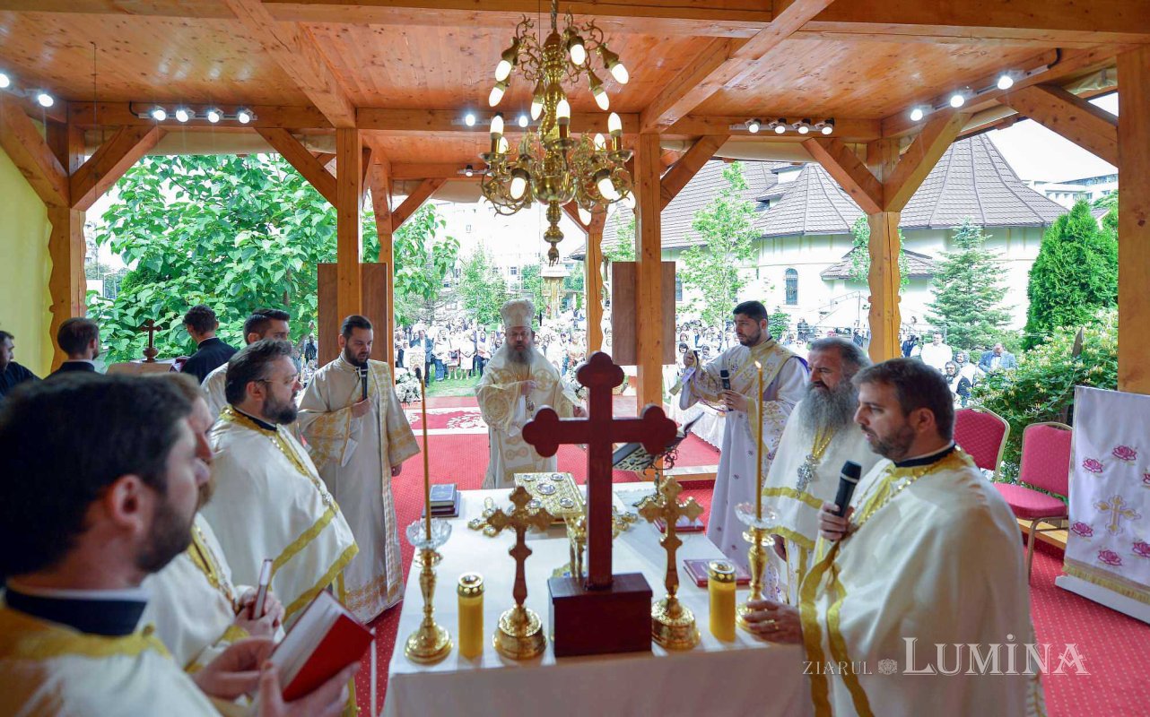 Praznic luminos la Paraclisul Catedralei Naționale 118018