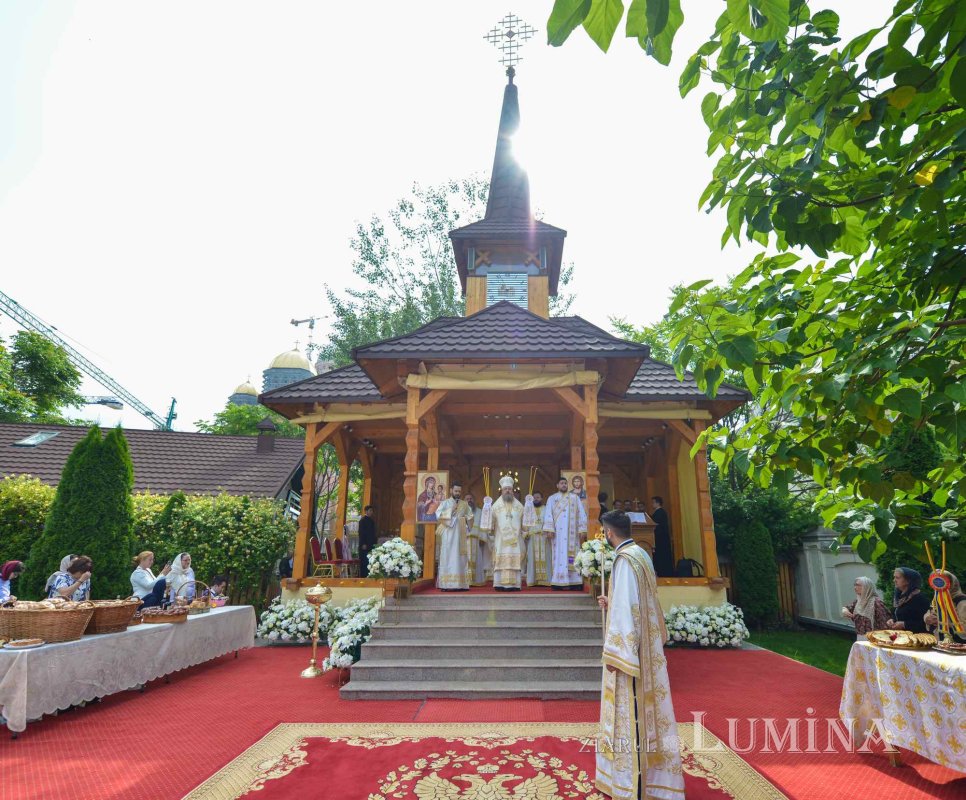 Praznic luminos la Paraclisul Catedralei Naționale 118019