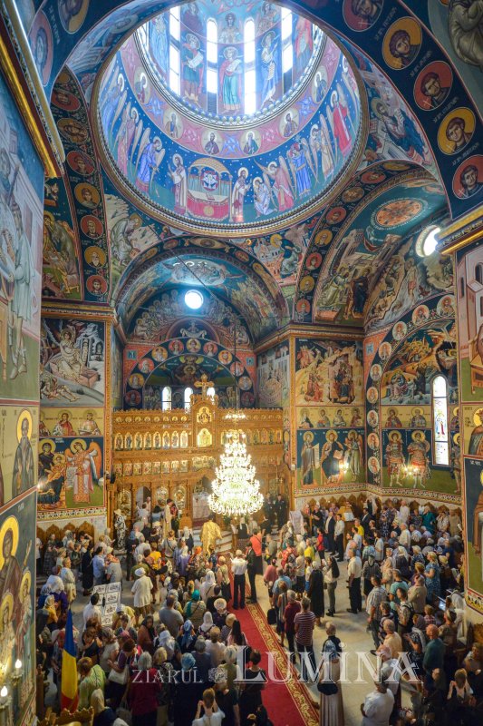 „Maica Domnului este icoana vie a Bisericii” 125710