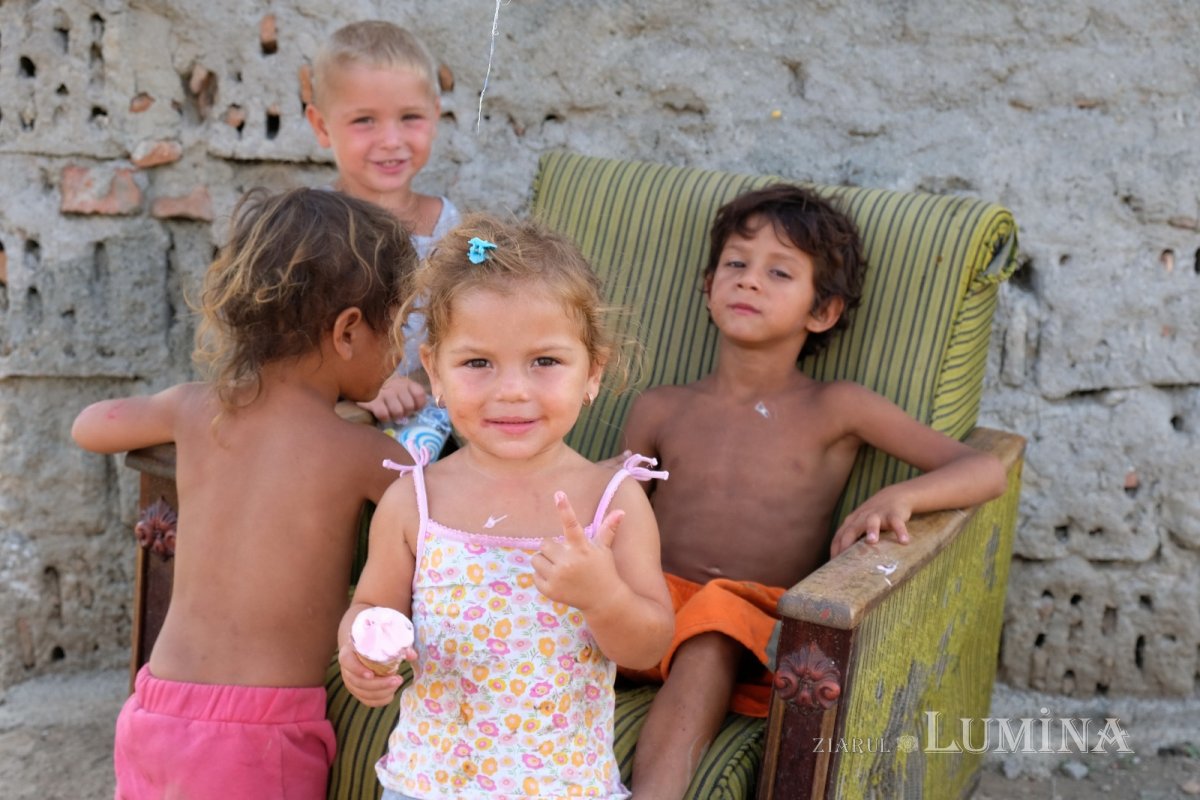 Bucuriile și nevoile unei familii cu 11 copii 126588